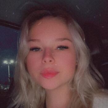 Babysitter in Evergem: Emily