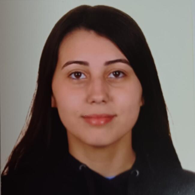 Nanny in Redován: Saray