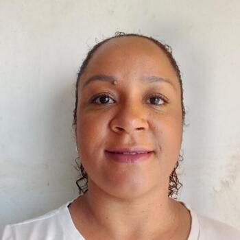 Babysitter Monte Mor: Emanuella