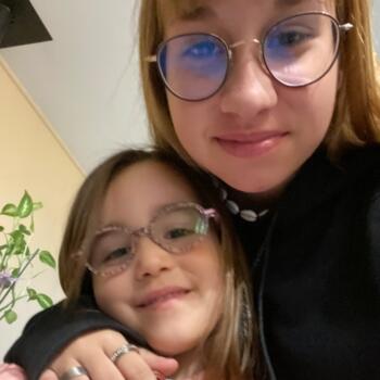 Baby-sitter Petit-Couronne: Maelys