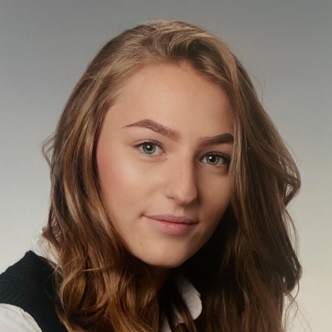 Babysitter in Velden am Wörthersee: Alessia