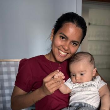 Babá em Vila Velha: Raquiele