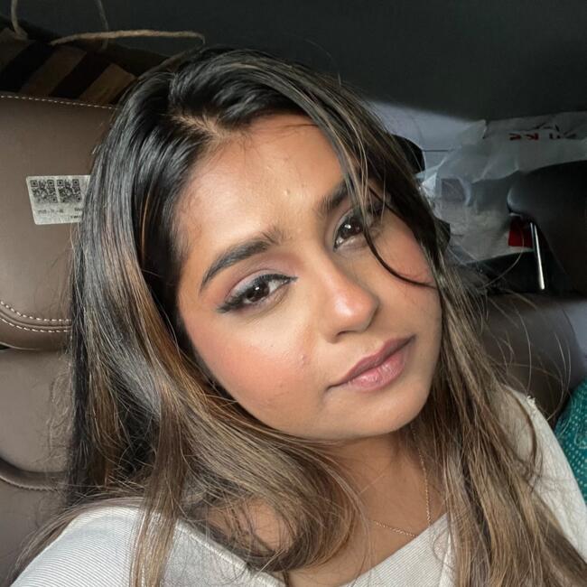 Babysitter in Lucasville: Jovanna