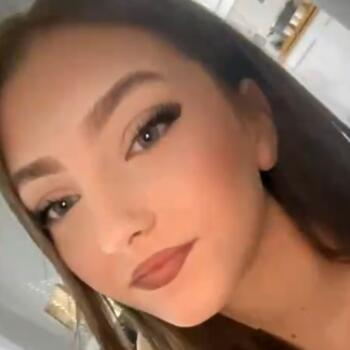 Babysitter in Nantes: Maely