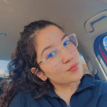 Babysitter in Auckland: Vibha