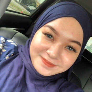 Babysitter in Masai: Yien