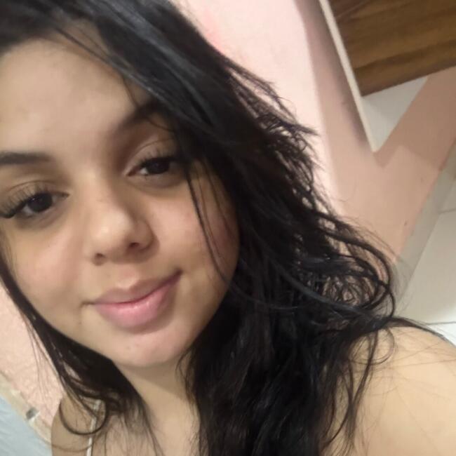 Babysitter in Recife: Julia