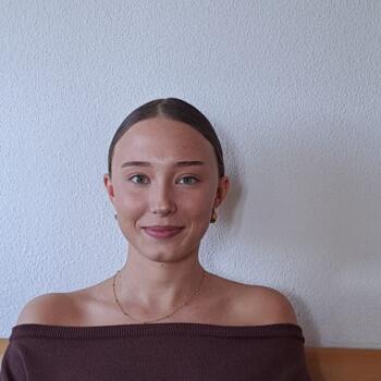 Babysitter in Lengau: Caro