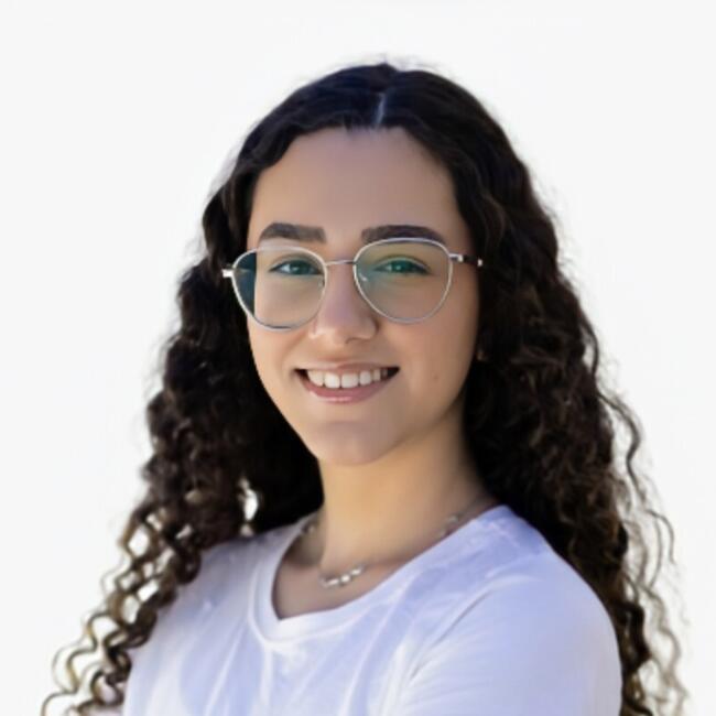 Babysitter in Biguaçu: Lara