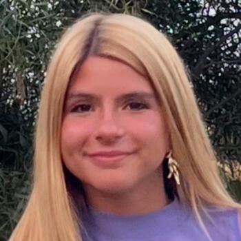 Babysitter em Estoril: Madalena