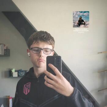 Babysitter in Mœrnach: Yanis