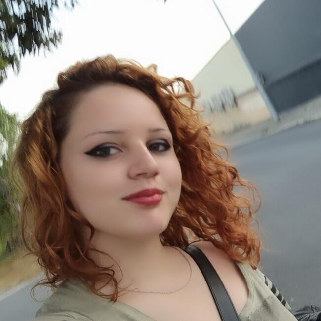 Babysitter in Bastia: Lila