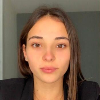 Babysitter in Feurs: Lilie