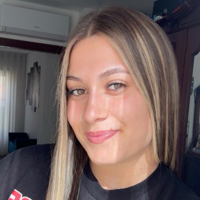 Babysitter in Paços de Ferreira: Patricia