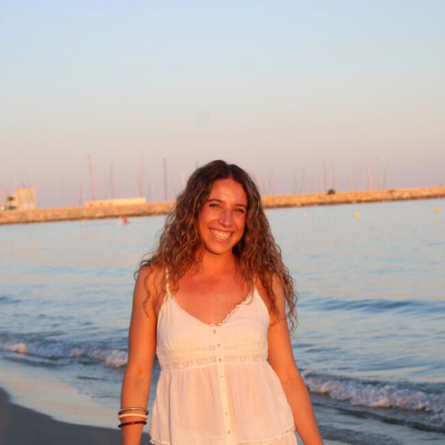 Babysitter in Barcelona: ADA
