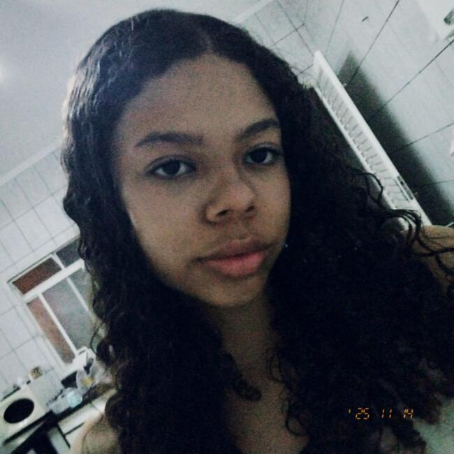 Babá em Franca: Ana