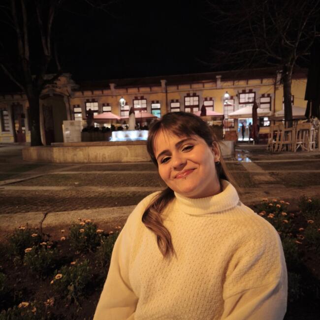 Babysitter in Matosinhos Municipality: Nicole