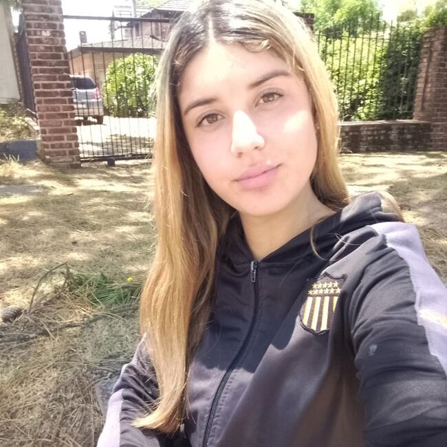 Babysitter in Ciudad de la Costa: Belen