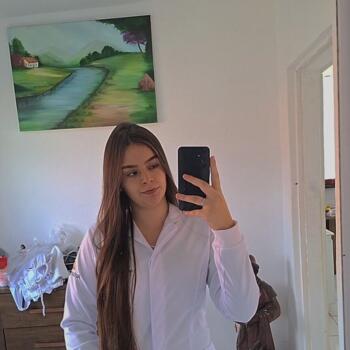 Babysitter in Campestre: Izabella