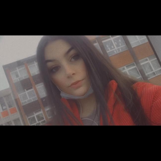 Babysitter in Sint-Niklaas: Evelien