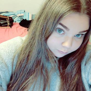 Lastenhoitaja Lieto: Sara