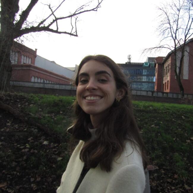 Babysitter em Lisboa: Cecilia