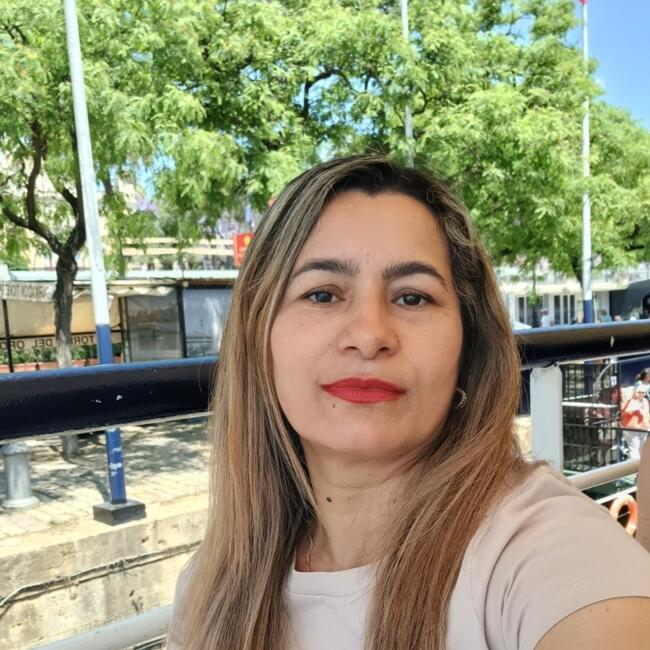 Babysitter in Tamengos: Lane