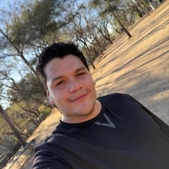 Trabajo para niñera en León: trabajo de niñera GUILLERMO