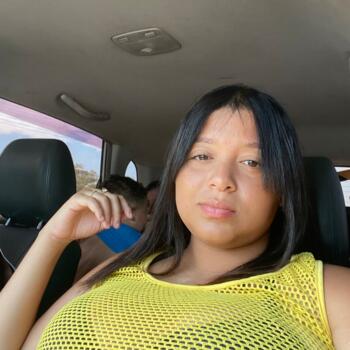 Babysitter in Ribeirão das Neves: Roberta