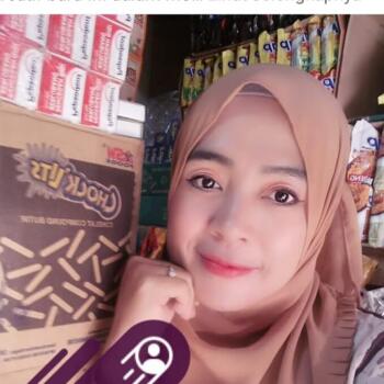 Babysitter di Kota Bukittinggi: Siti Jubaedah