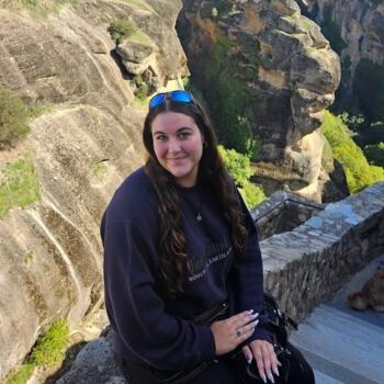 Babysitter in Agía Paraskeví (Αττική): Γαλήνη