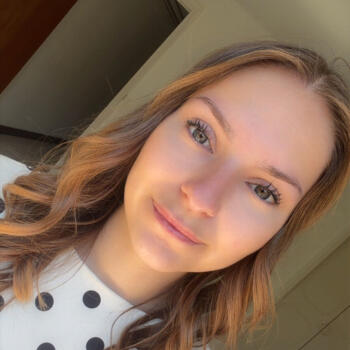 Babysitter in Digne-les-Bains: Lana