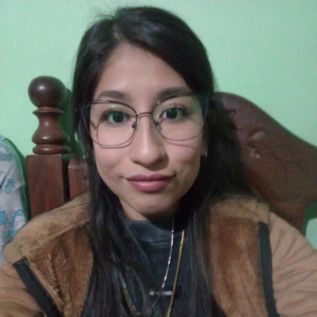 Niñera en Almirante Brown: Micaela
