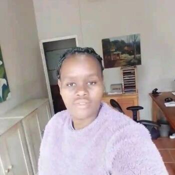 Babysitter in Clermont: Busisiwe