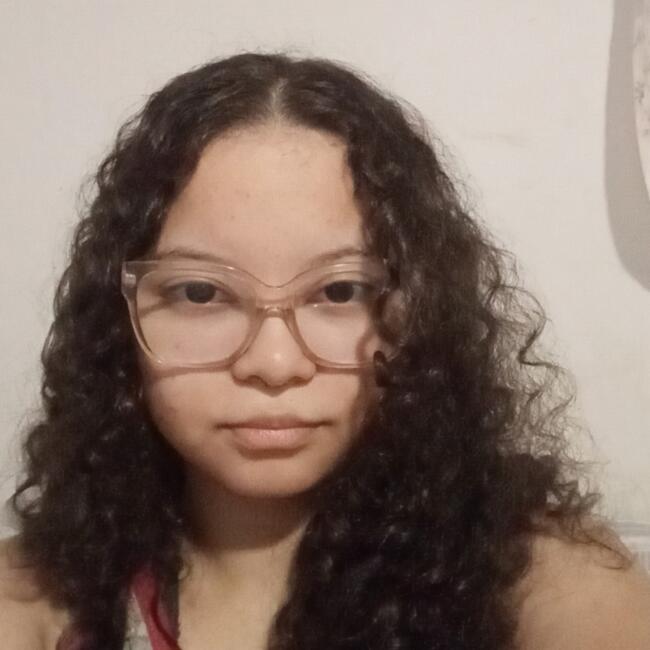 Babysitter in Belo Horizonte: Mayara