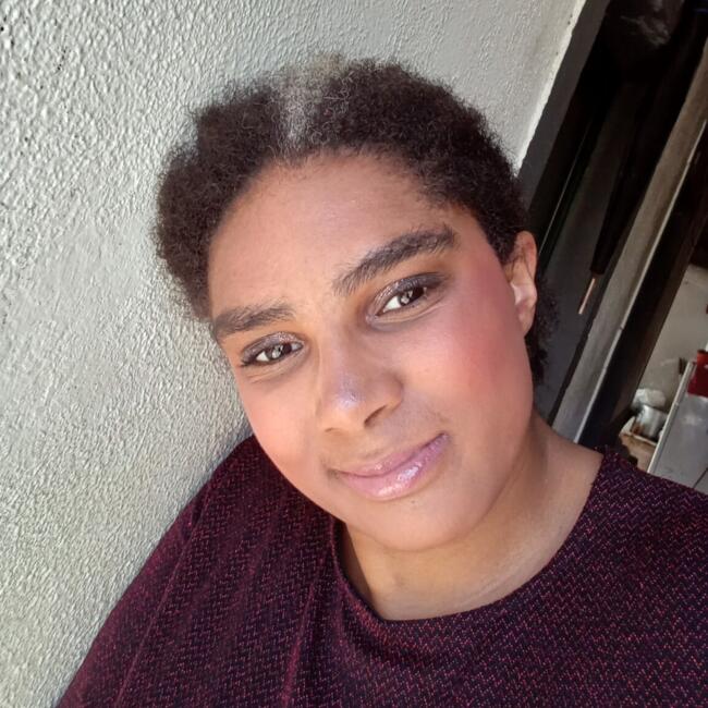 Babysitter em Ribeira Brava: Cristina