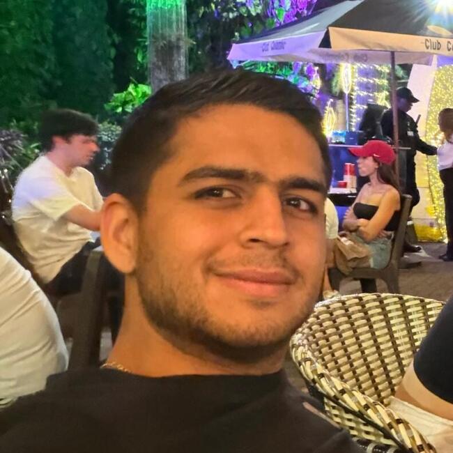 Trabajo para niñera en Cali: Cesar