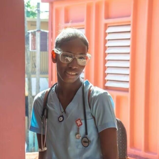 Babysitter in Kingston: Amanda