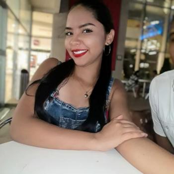 Niñera Santa Marta: Milagros