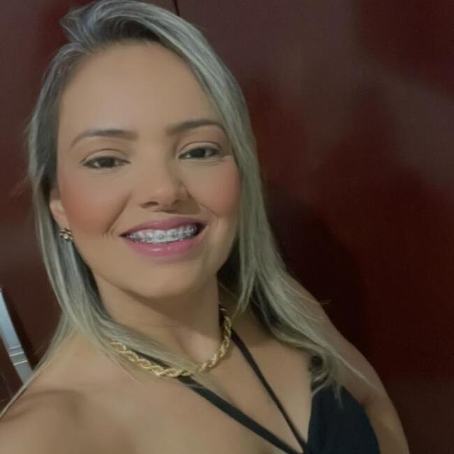 Babá em Brasília: Verônica