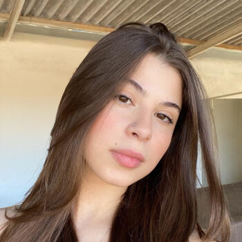 Babysitter in Anápolis: Eduarda