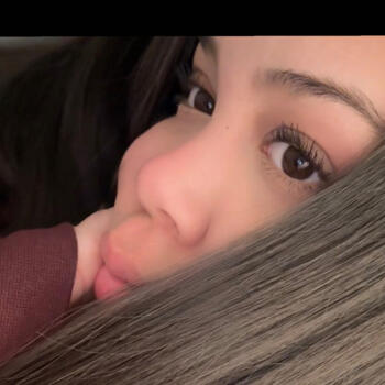 Babysitter Laval: Kiara
