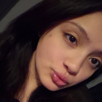 Babysitter in Kansas City: Cynthia