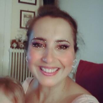 Babysitting job in Athens: babysitting job Elen