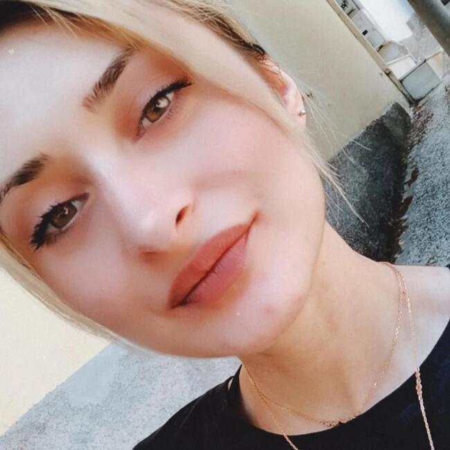 Babysitter στην περιοχή Αθήνα: Anna