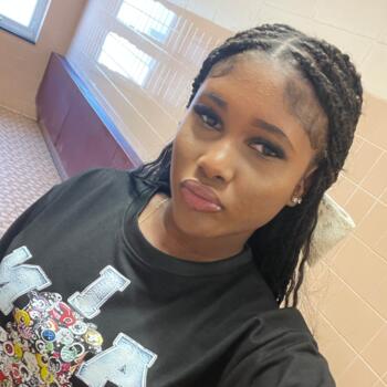 Babysitter in Nutley: Sabrina