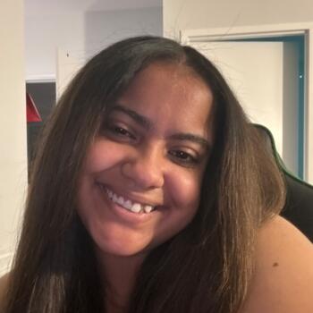 Babysitter in The Bronx: Jasmine