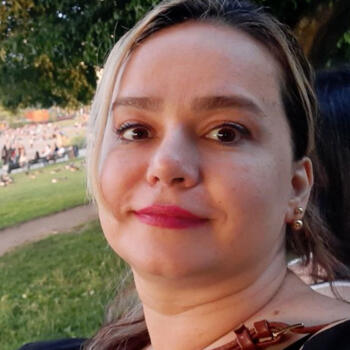 Nanny in North Vancouver: Atefeh