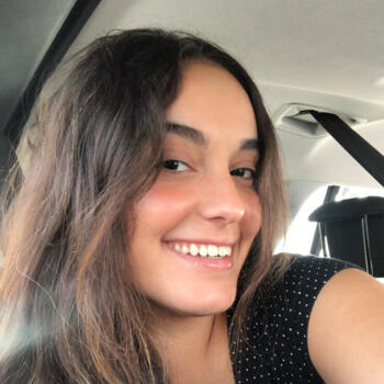 Babysitter Kfar Saba: מאיה