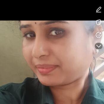 अहमदाबाद में आया: Girija